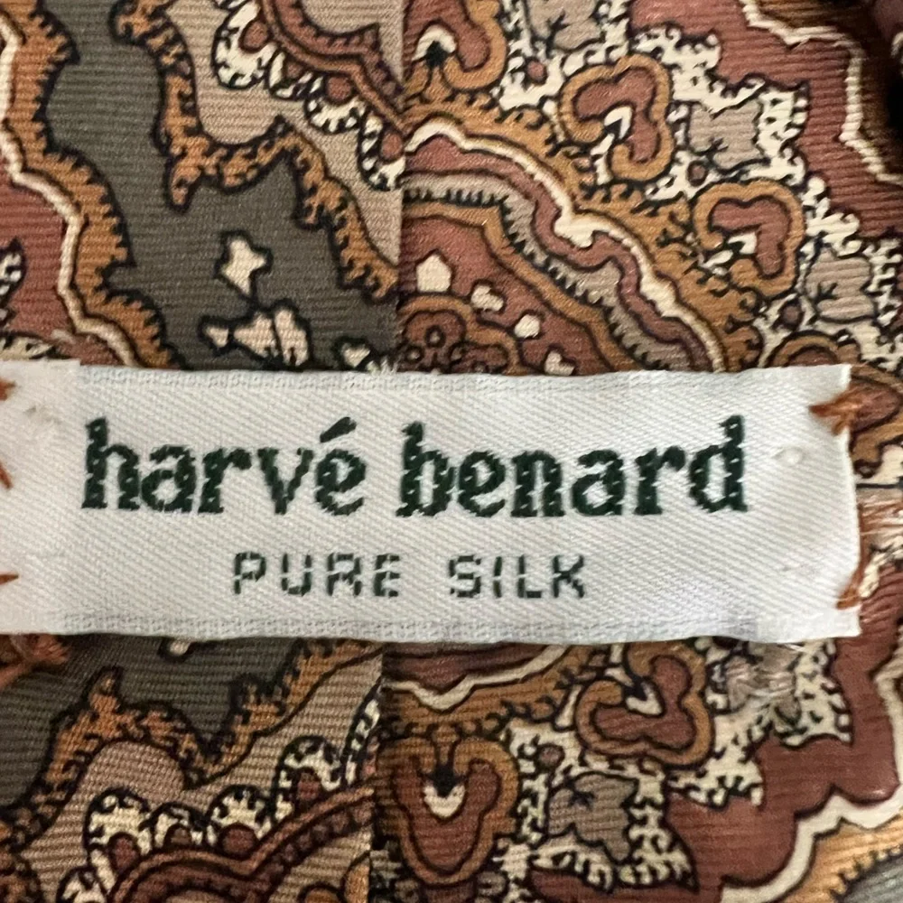 Harve  Benard men’s necktie pure silk